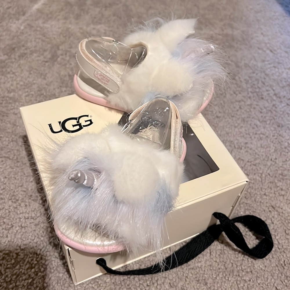 Ugg Rainbow Unicorn Sandal Infant size 4/5